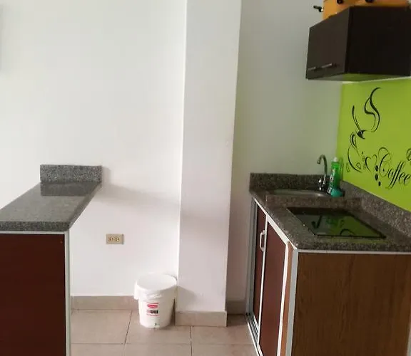 Francisco Habitaciones